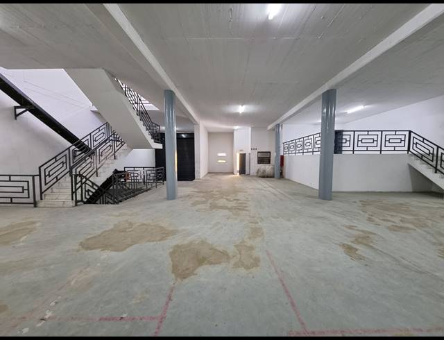 1,499M² WAREHOUSE TO LET IN ORMONDE